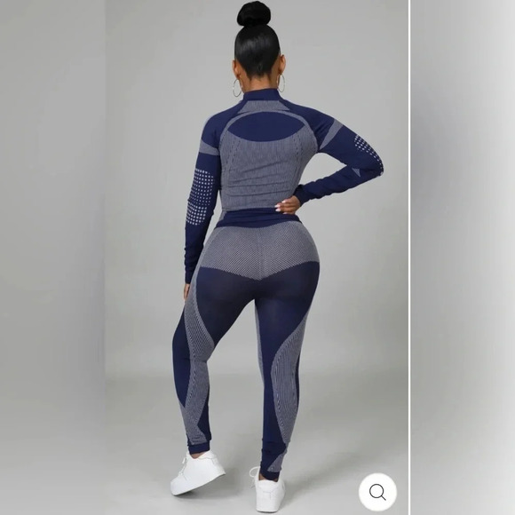 Navy Blue Active Workout Set - Picture 3 of 4